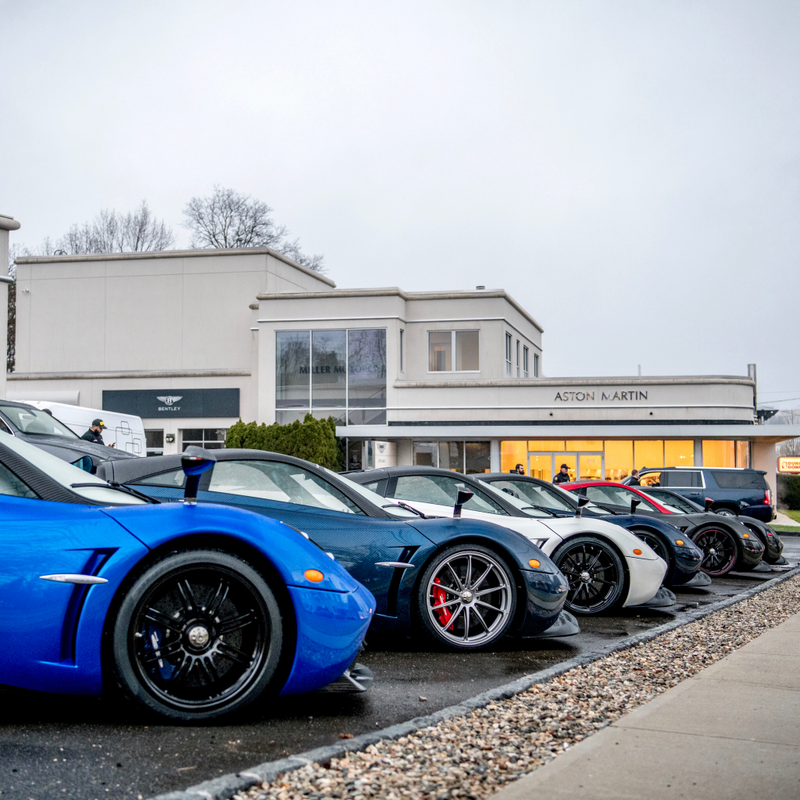 Illustration for article titled So I found 13 Huayra’s on my way home from work